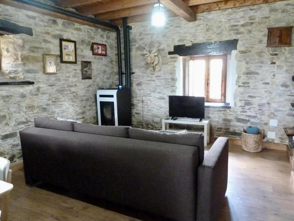 Villa Casita Feliz Entre Montanas Y Cerca Del Mar Trabada Esterno foto
